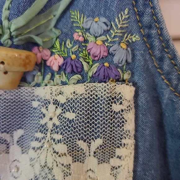 Sleeveless Denim top - Picture 4 of 4